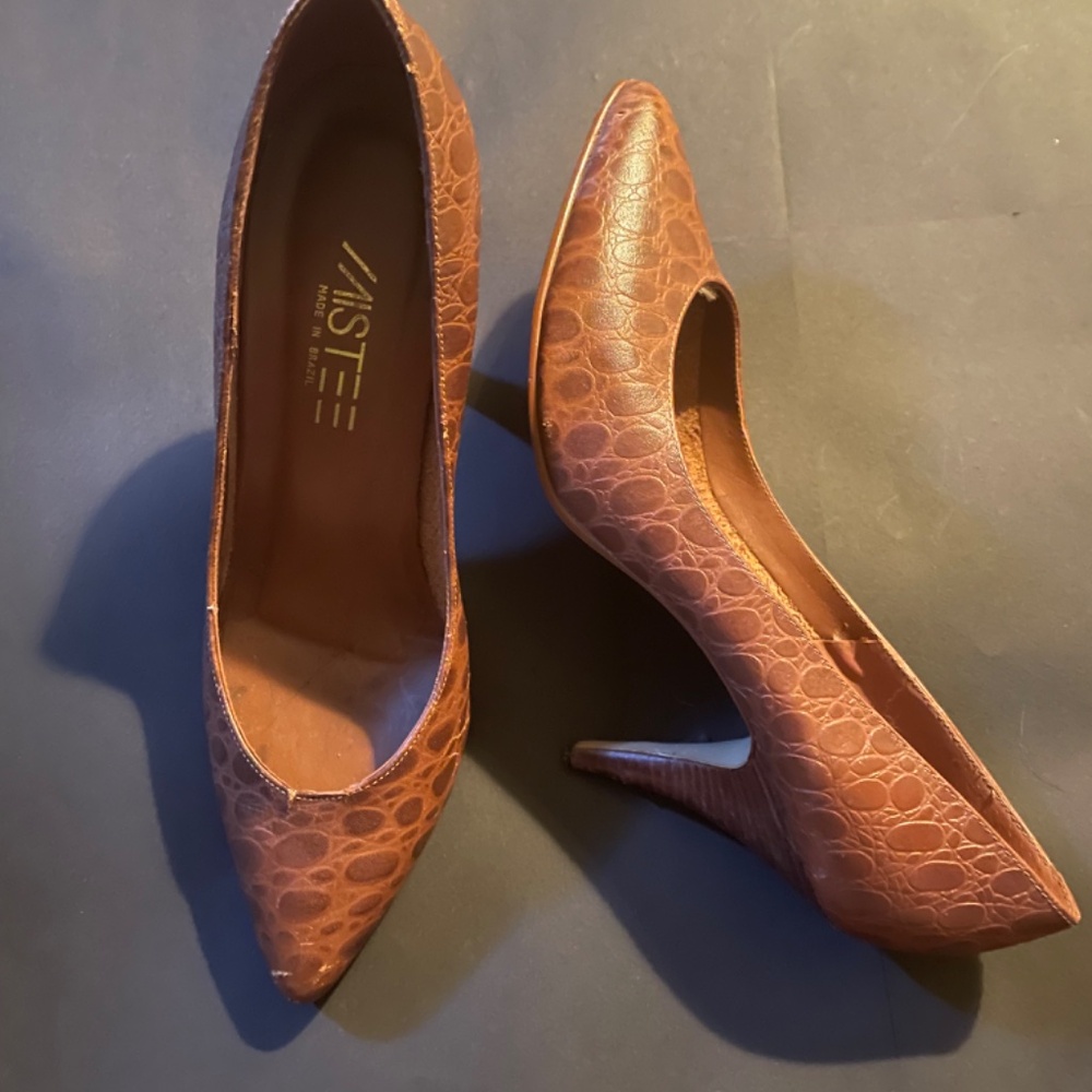 Vintage leather heels - Picture 2 of 3